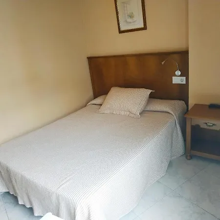 Hotel Cristaleiro 2*