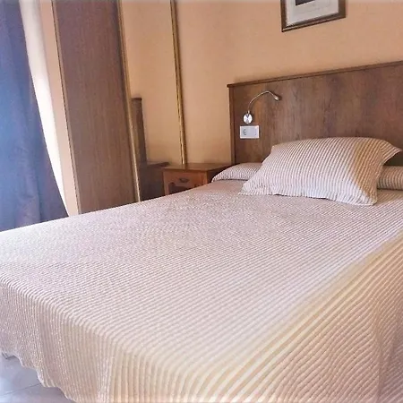 Cristaleiro Hotel